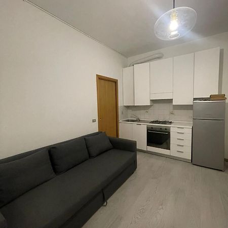 Lovely Apartment Near Centrale Milan Extérieur photo