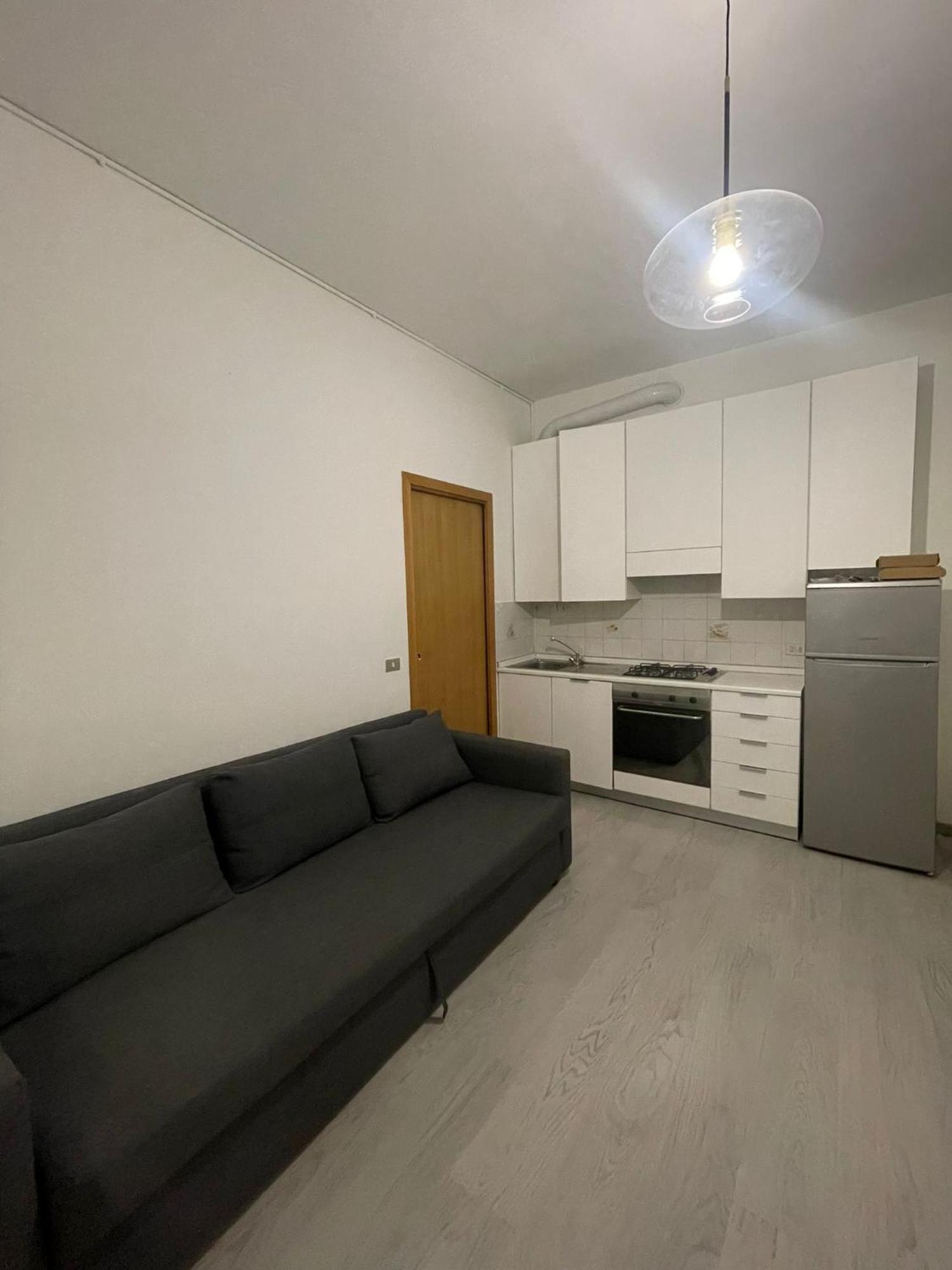 Lovely Apartment Near Centrale Milan Extérieur photo